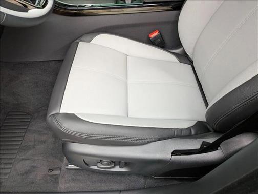 2026 Land Rover Range Rover Velar P250 SE R-Dynamic