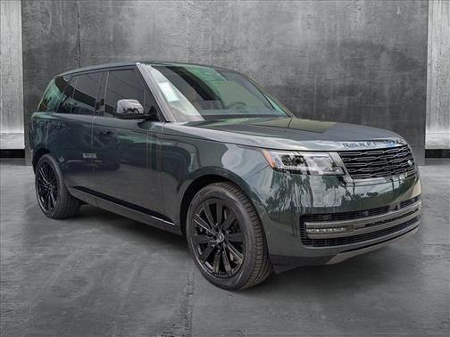 2025 Land Rover Range Rover P530 SE