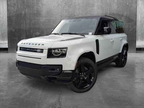 2025 Land Rover Defender 110 P400 X-Dynamic SE