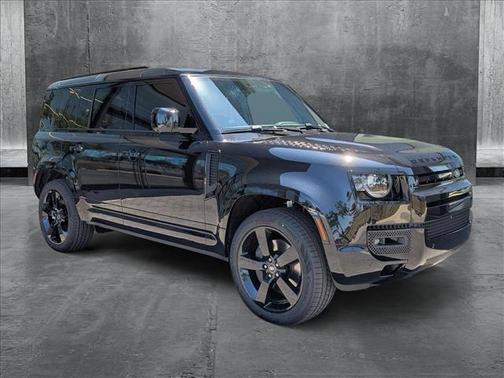 2025 Land Rover Defender 110 P400 X-Dynamic SE