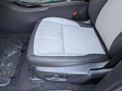 2026 Land Rover Range Rover Evoque Dynamic SE