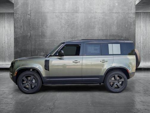 2025 Land Rover Defender 110 P300