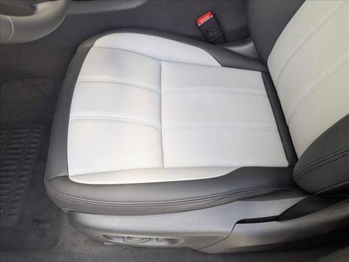2026 Land Rover Range Rover Evoque Dynamic SE