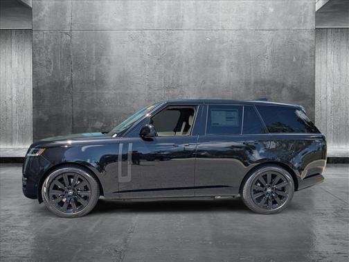 2025 Land Rover Range Rover P550e SE