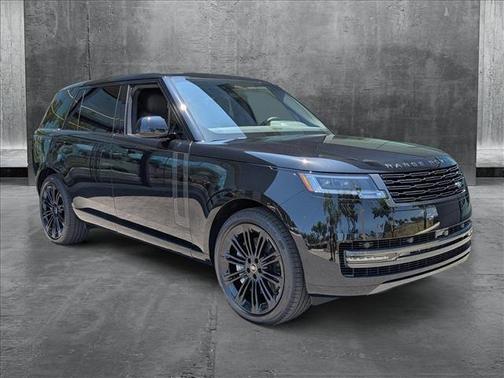 2025 Land Rover Range Rover P530 SE 7 Seat