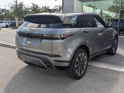 2024 Land Rover Range Rover Evoque Dynamic SE