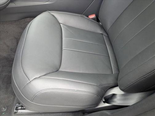 2025 Land Rover Range Rover Sport P360 S