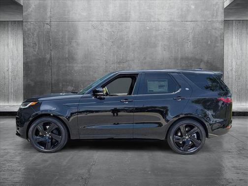 2025 Land Rover Discovery P360 Dynamic SE