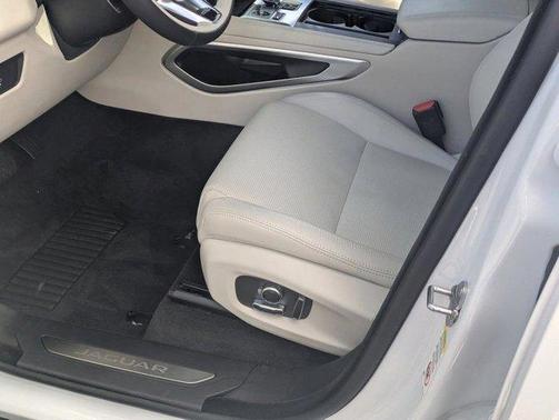 Fuji White 2026 Jaguar F-PACE R-Dynamic S P250 AWD Automatic