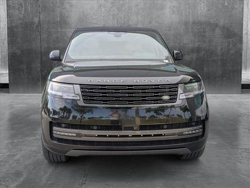 2025 Land Rover Range Rover P530 SE