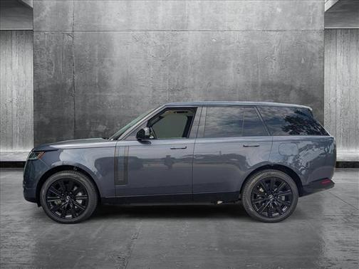 2025 Land Rover Range Rover P550e SE