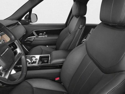 Santorini Black Metallic 2026 Land Rover Range Rover P400 SE 7 Seat