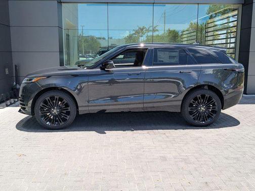 2026 Land Rover Range Rover Velar P400 Dynamic SE