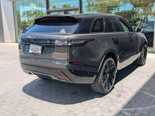 2026 Land Rover Range Rover Velar P400 Dynamic SE