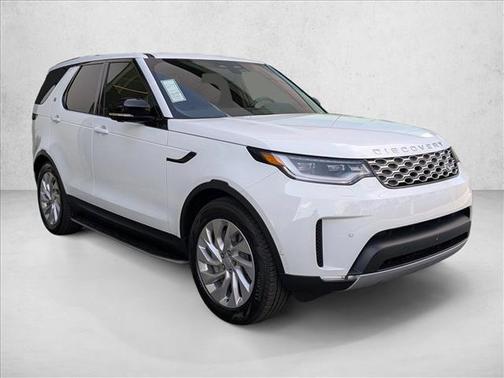 Fuji White 2026 Land Rover Discovery S