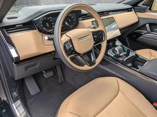 2025 Land Rover Range Rover Sport SE
