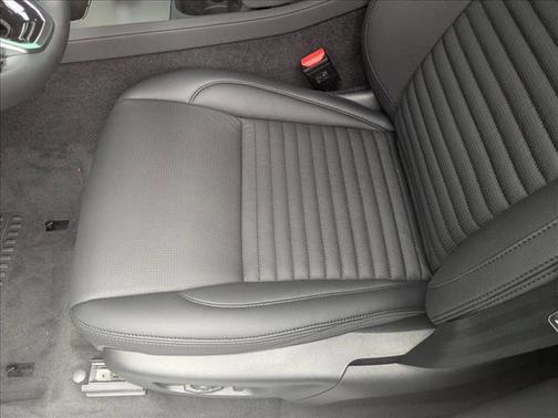 2025 Land Rover Discovery Sport S