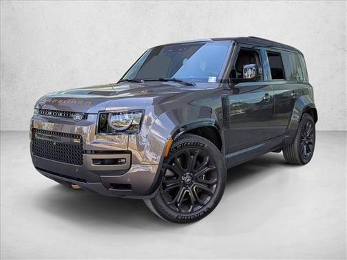 2025 Land Rover Defender P635 OCTA