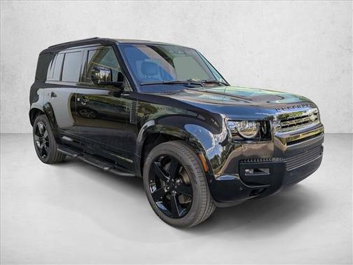 Santorini Black Metallic 2026 Land Rover Defender P400 X-Dynamic SE