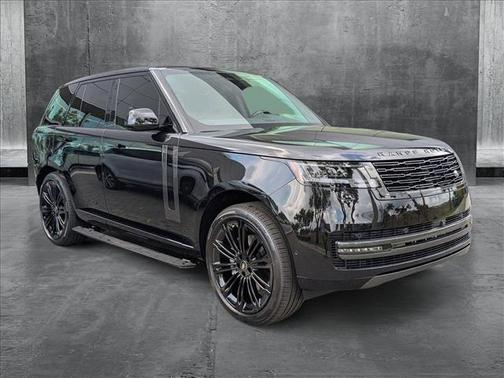 2025 Land Rover Range Rover P400 SE