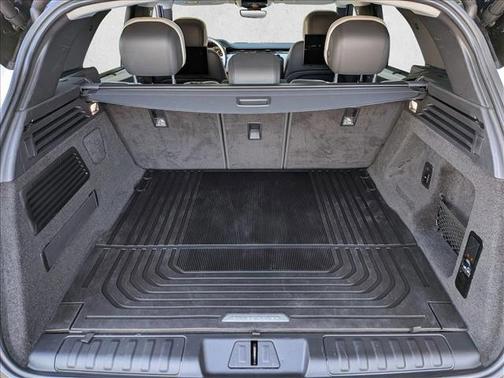 2024 Land Rover Range Rover Sport SE