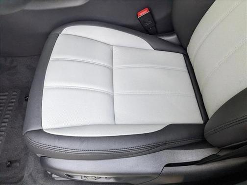 2026 Land Rover Range Rover Evoque Dynamic SE