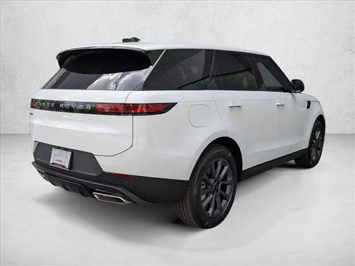 Fuji White 2026 Land Rover Range Rover Sport SE