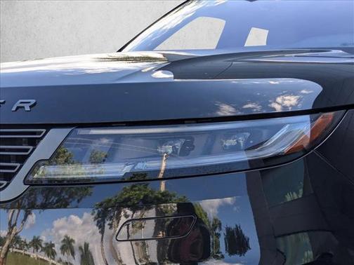 2023 Land Rover Range Rover Sport SE