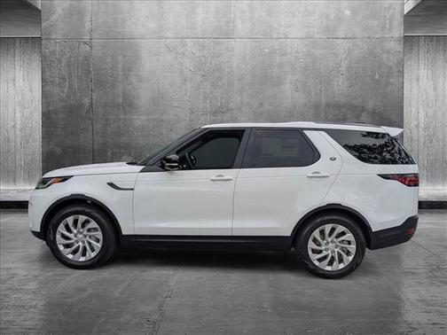2025 Land Rover Discovery P300 S