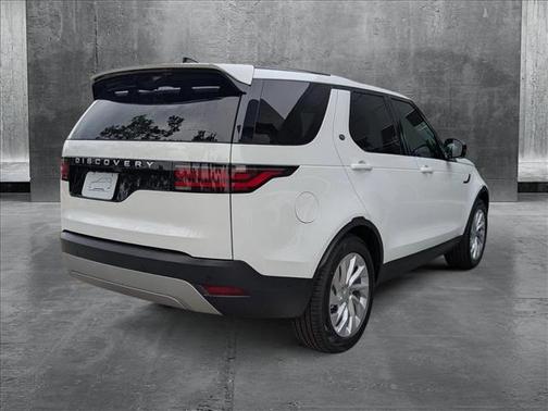 2025 Land Rover Discovery P300 S