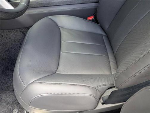 2025 Land Rover Range Rover P530 SE 7 Seat
