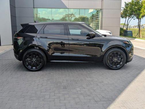 2024 Land Rover Range Rover Evoque Dynamic SE