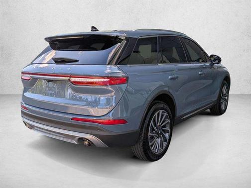 Whisper Blue Metallic Clearcoat 2023 Lincoln Corsair Reserve
