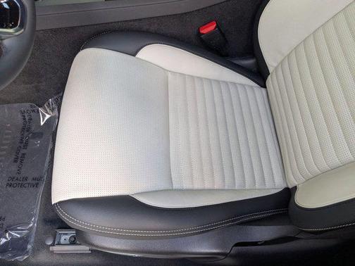2024 Land Rover Discovery Sport Dynamic SE