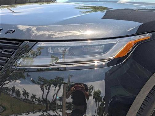 2025 Land Rover Range Rover Velar P400 Dynamic SE