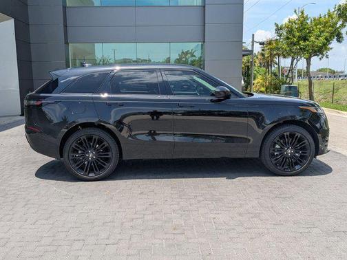 2025 Land Rover Range Rover Velar P400 Dynamic SE