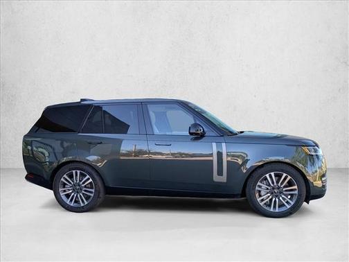 2024 Land Rover Range Rover P530 SE