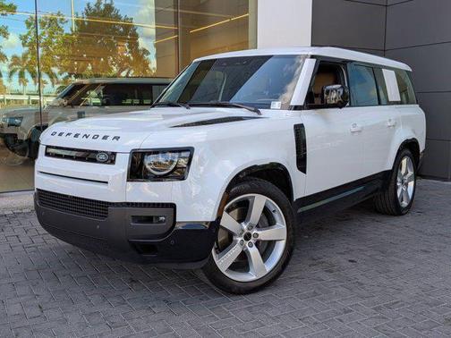 2026 Land Rover Defender P400 X-Dynamic SE