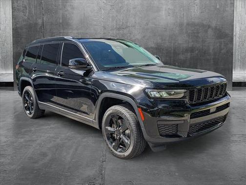 2022 Jeep Grand Cherokee L Altitude