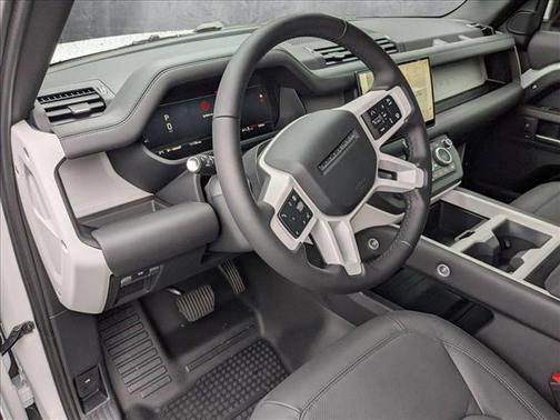 2025 Land Rover Defender 130 P300 S