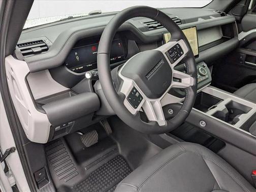 2025 Land Rover Defender 130 P300 S