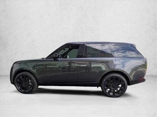 Carpathian Grey Premium Metallic 2026 Land Rover Range Rover P400 SE