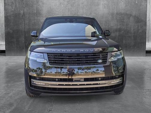 2025 Land Rover Range Rover P400 SE 7 Seat
