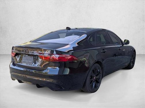 Santorini Black Metallic 2022 Jaguar XF SE P250 RWD Automatic