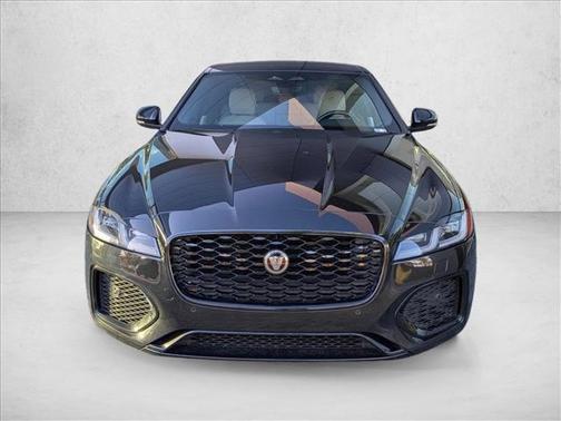 Santorini Black Metallic 2022 Jaguar XF SE P250 RWD Automatic