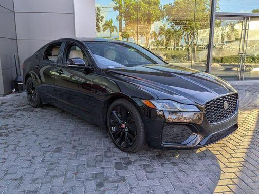 Santorini Black Metallic 2022 Jaguar XF SE P250 RWD Automatic