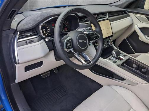 2025 Jaguar F-PACE SVR P550 AWD Automatic