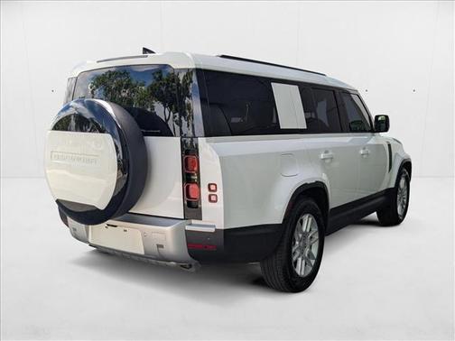 2025 Land Rover Defender 130 P300 S