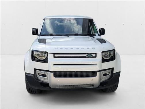 2025 Land Rover Defender 130 P300 S