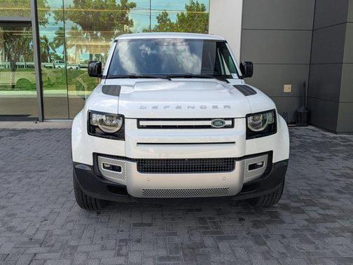 2025 Land Rover Defender 130 P300 S